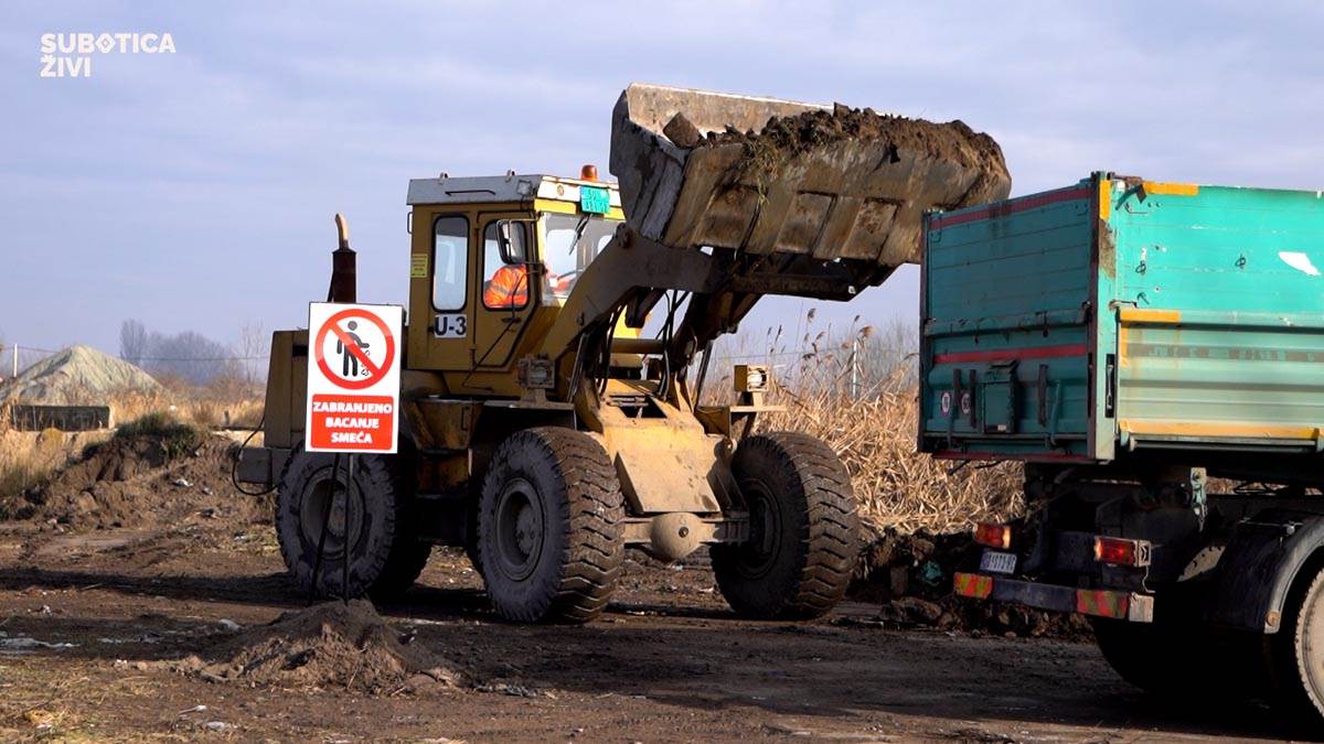 Uklonjena divlja deponija (3).jpg
