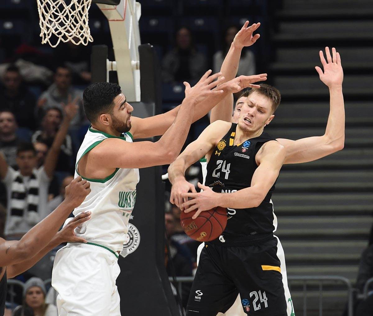 Sudije pogrešile na Partizan Slask