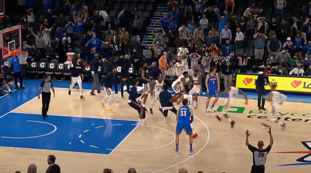 Devonte Graham (8).jpg