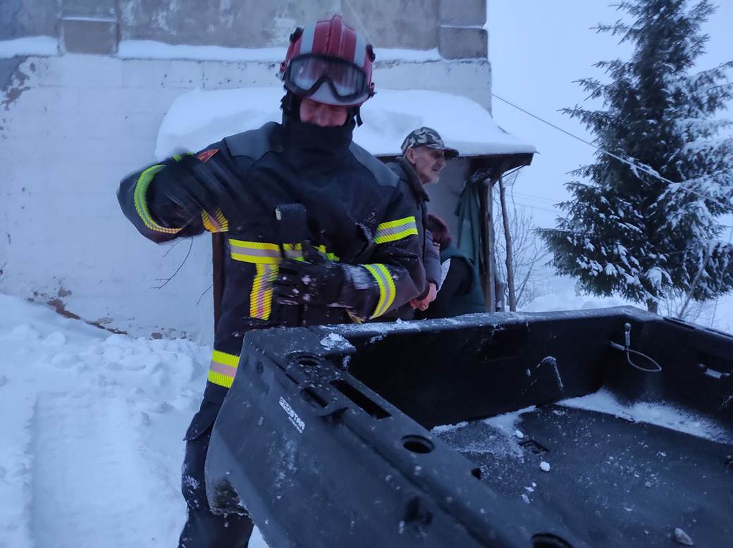 Spasavanje povredjenog muškarca, Ivanjica (4).jpg