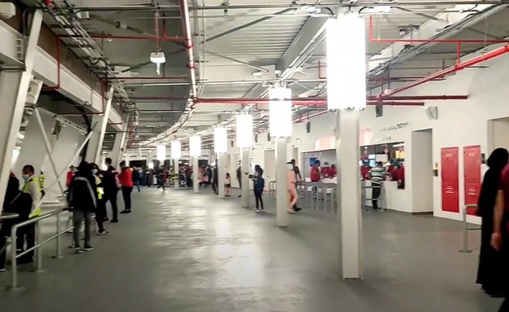 Al-Janoub Stadium (5).jpg