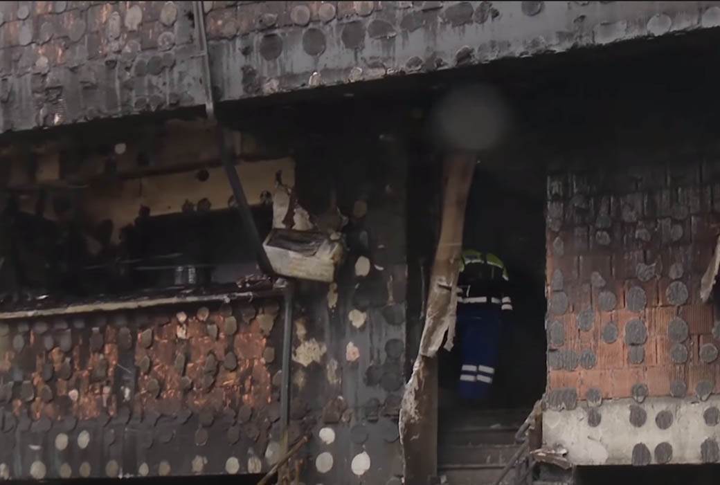 zapaljena zgrada 8.jpg