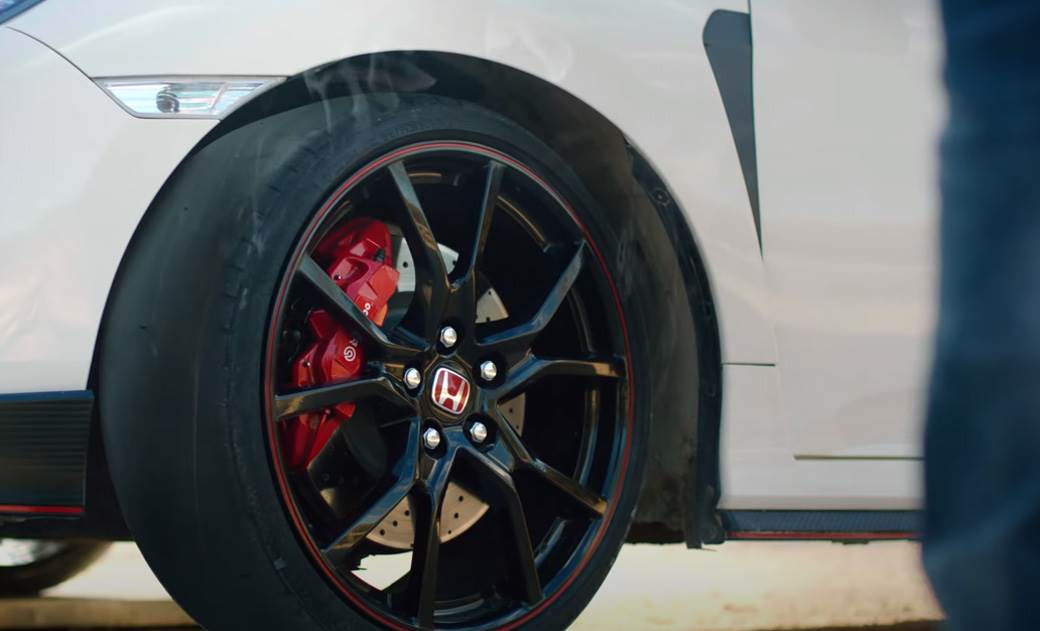 Maks Ferstapen prodaje Hondu (7).jpg