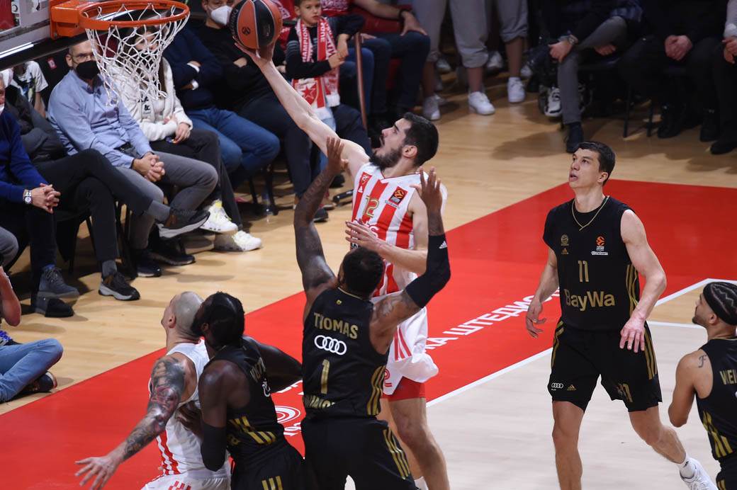 Dejan Radonjić o Bajernu i povredi Davidovca