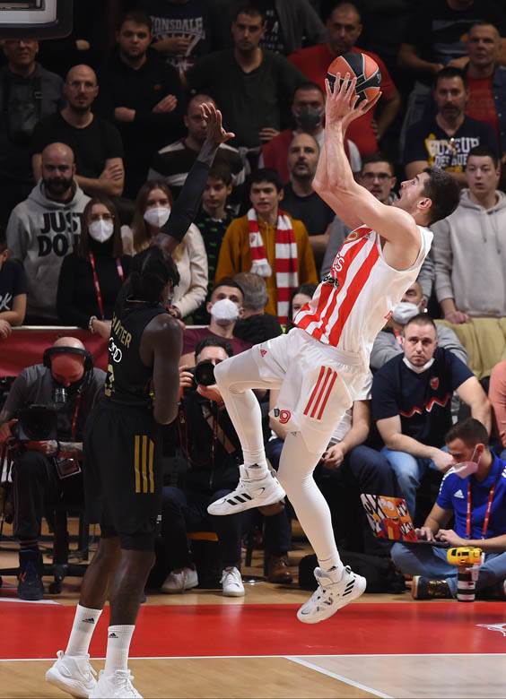 Dejan Radonjić o Bajernu i povredi Davidovca