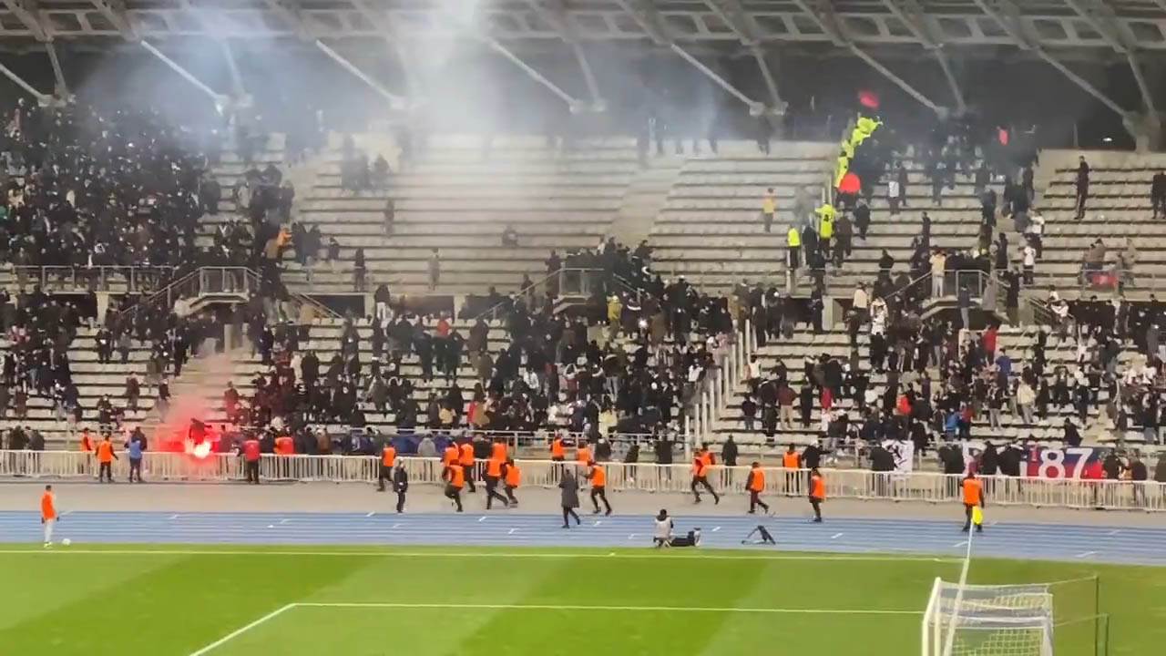 navijač baklja 4.jpg