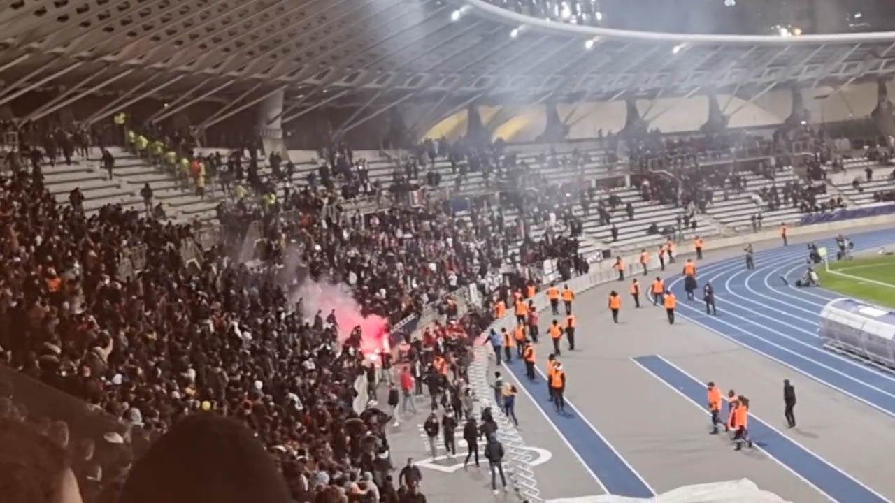 navijač baklja 4.jpg