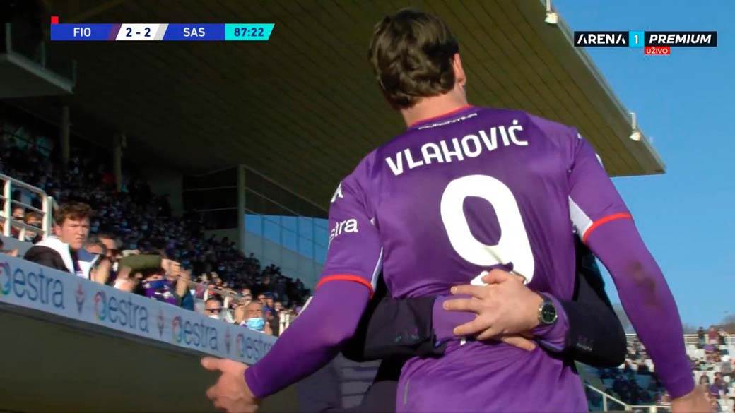 Dušan Vlahović (5).jpg