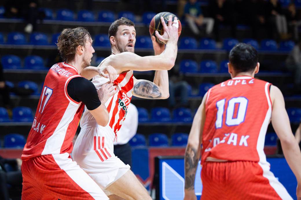 Crvena zvezda Borac Čačak ABA Liga 5.jpg