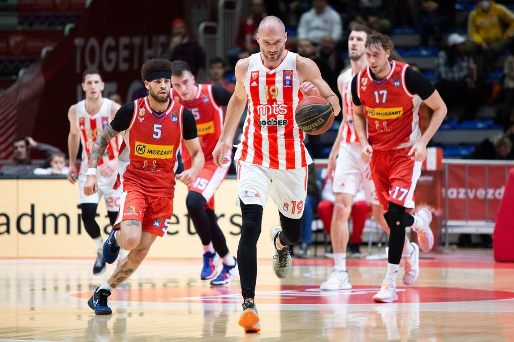 Crvena zvezda Borac Čačak ABA Liga 10.jpg