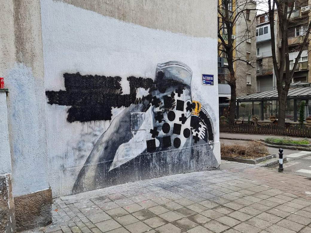 Uništen Mural Ratku Mladiću (5).jpg