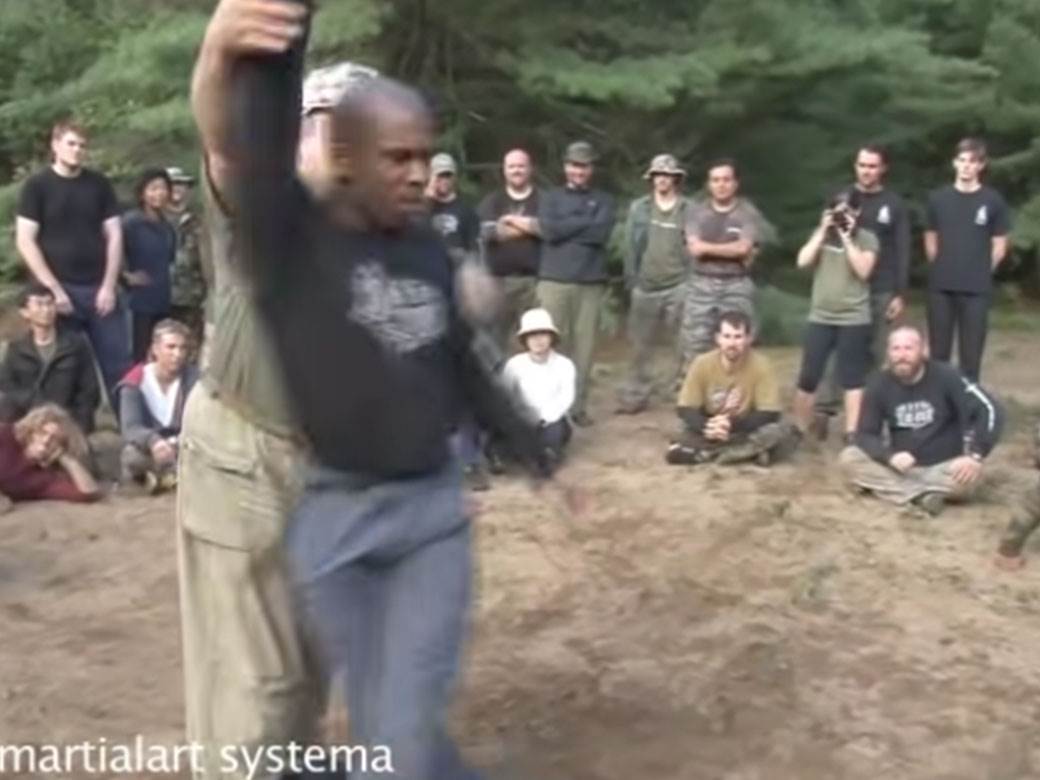 Vojska Rusije Obuka Nož (8).jpg