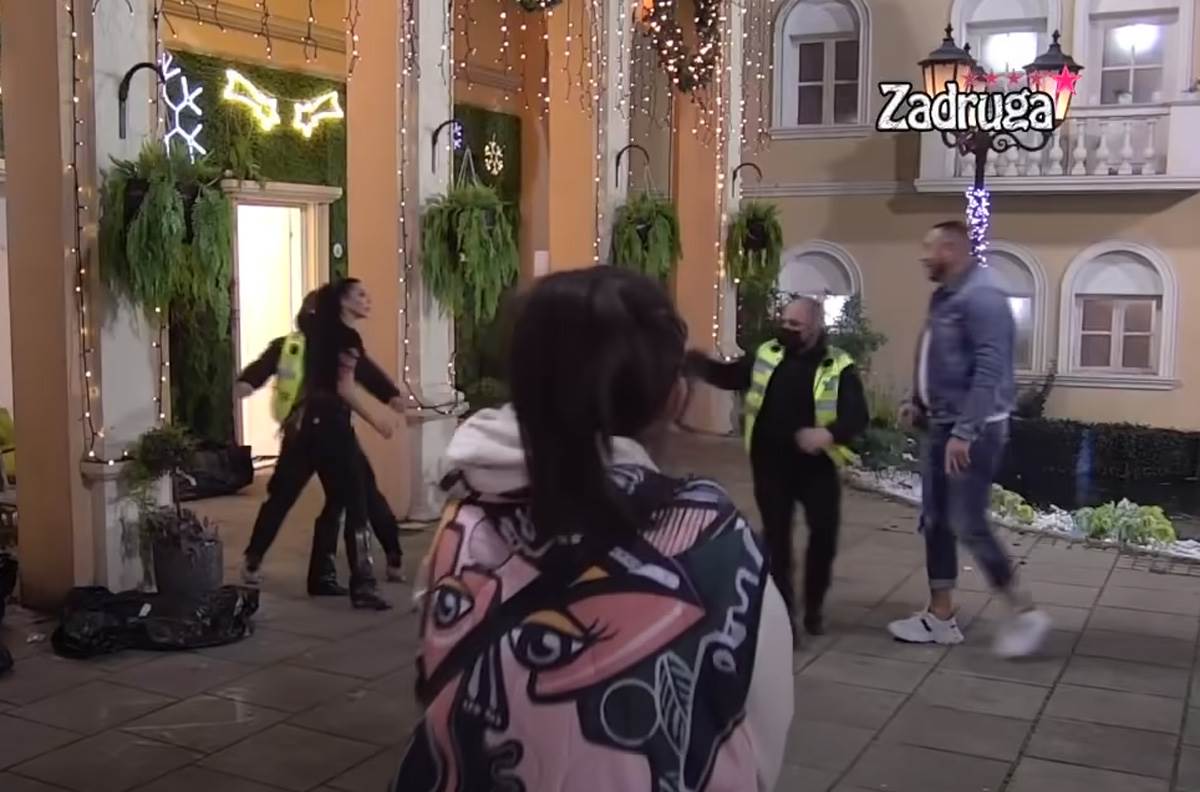 Maja Marinković i Filip Car svađa (4).jpg