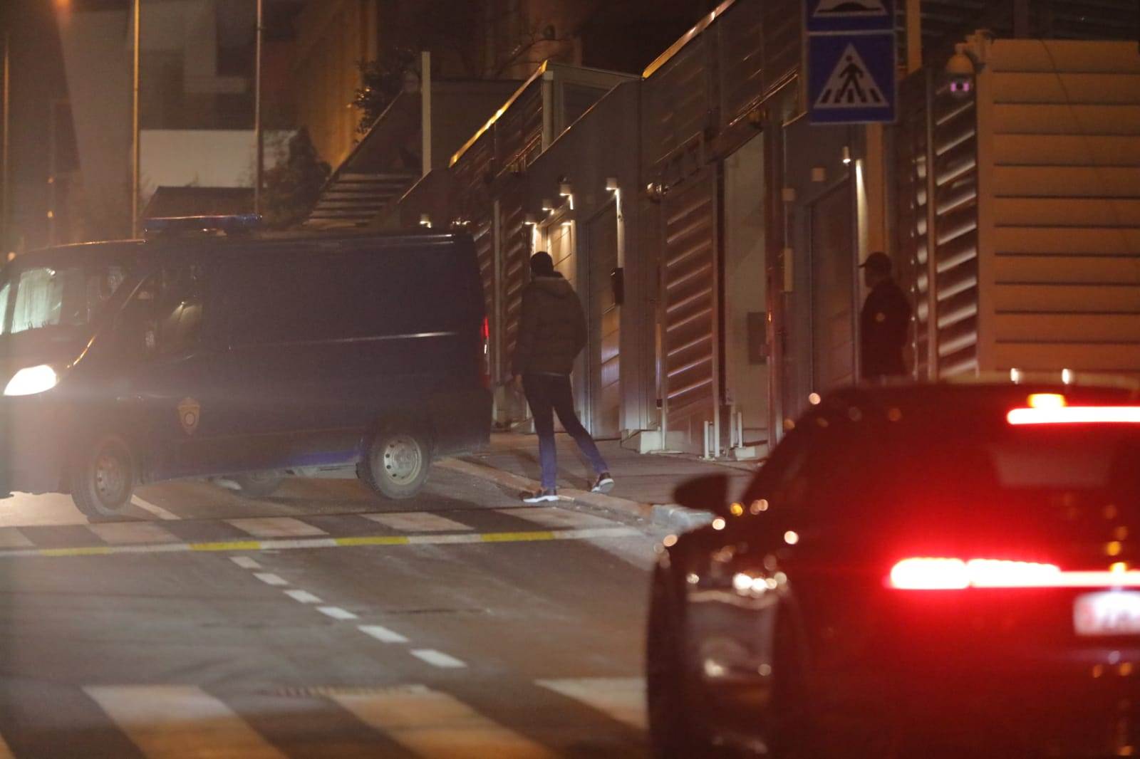 Darko Šarić dovezen u vilu na Dedinju