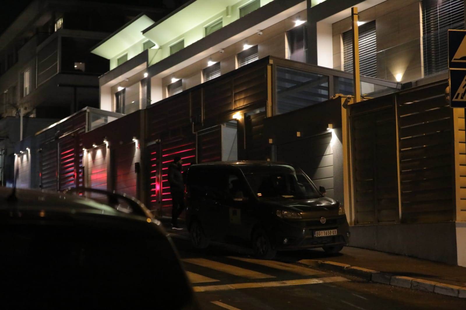 Darko Šarić dovezen u vilu na Dedinju