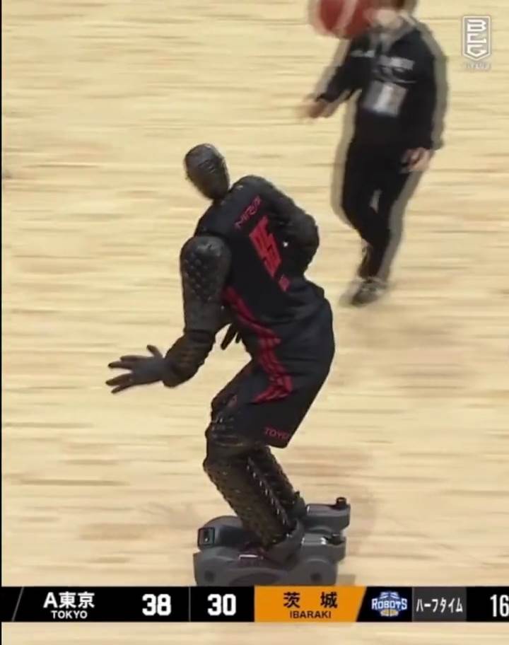 Robot, košarka, fiba (6).png