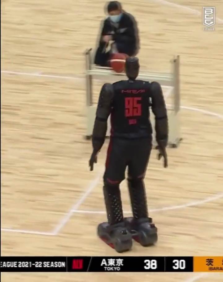 Robot, košarka, fiba (7).png