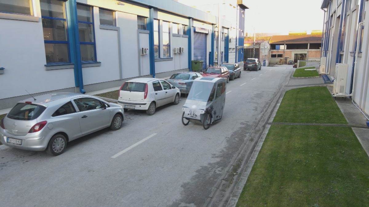 Srpski Tricikl, Čačak (6).jpg