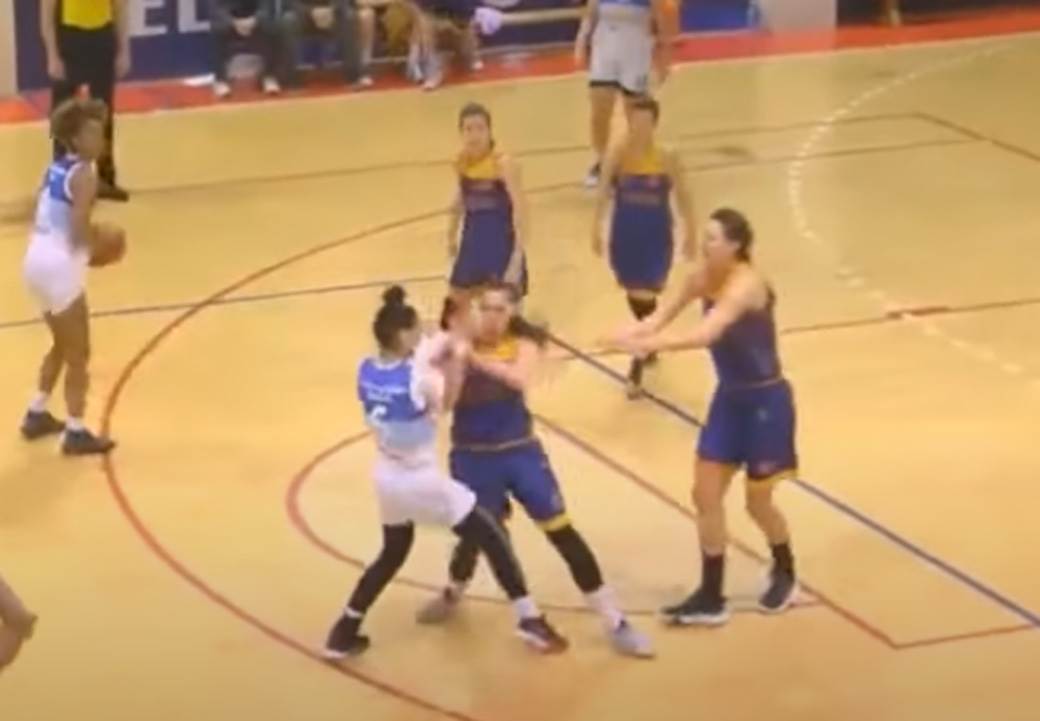 Tuča na utakmici (3).jpg