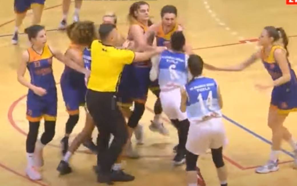 Tuča na utakmici (7).jpg