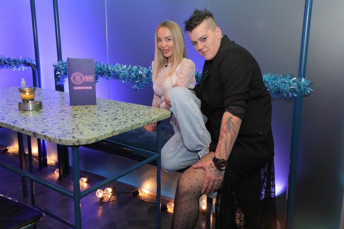 Nastup Lene Čolak, Rijaliti Bar (7).jpg