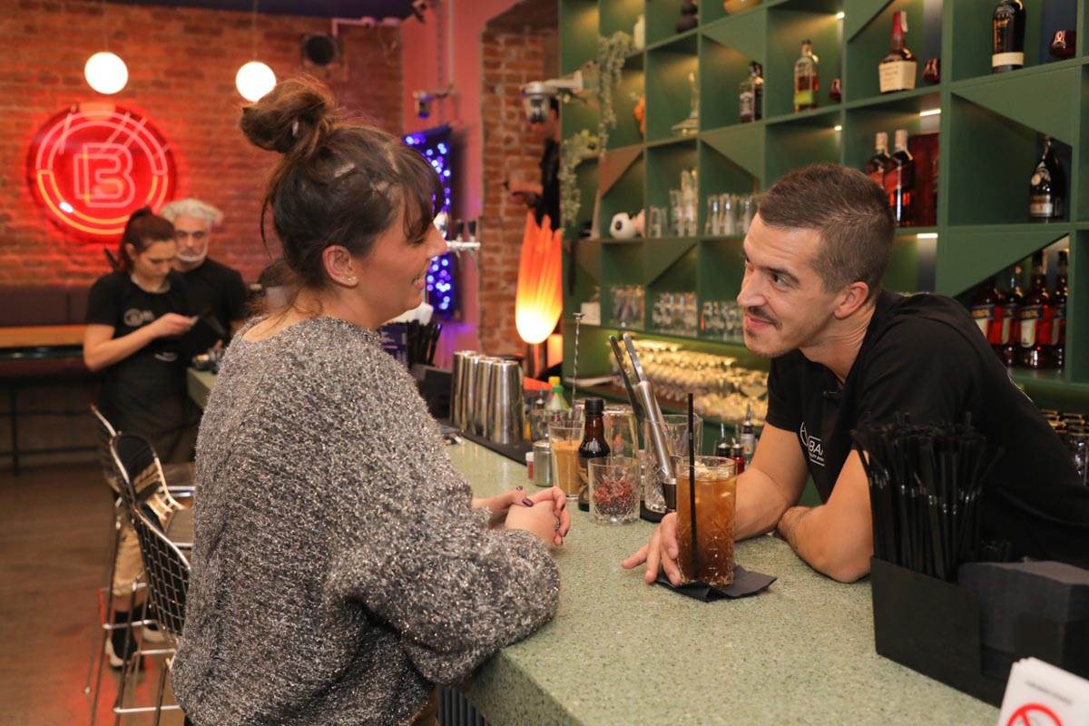 Nastup Lene Čolak, Rijaliti Bar (11).jpg