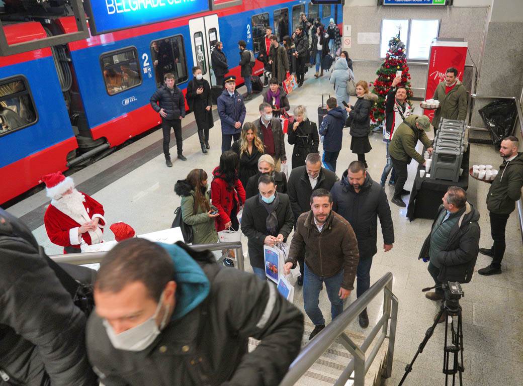 Glavna železnička stanica Beograd Centar.jpg