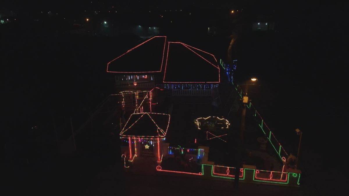 Gornji Milanovac, Kuća, Sijalice, Novogodišnja rasveta (4).jpg