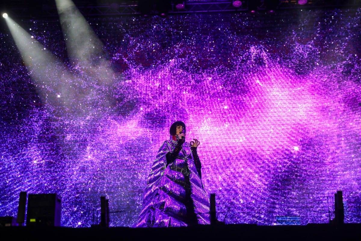 Sara Jo, Koncert Ispred Skupštine (15).jpeg