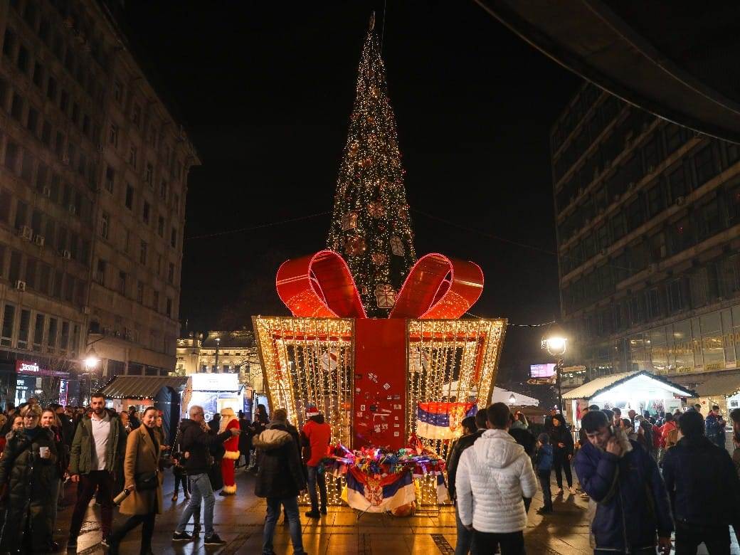 Slavlje u knez mihailovoj (4).jpeg