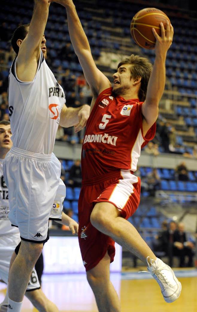 Sava Lešić Partizan (5).jpg