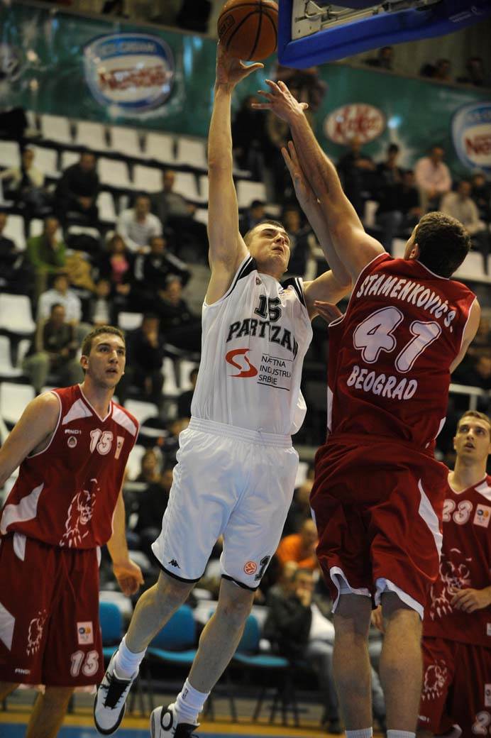 Sava Lešić Partizan (11).jpg