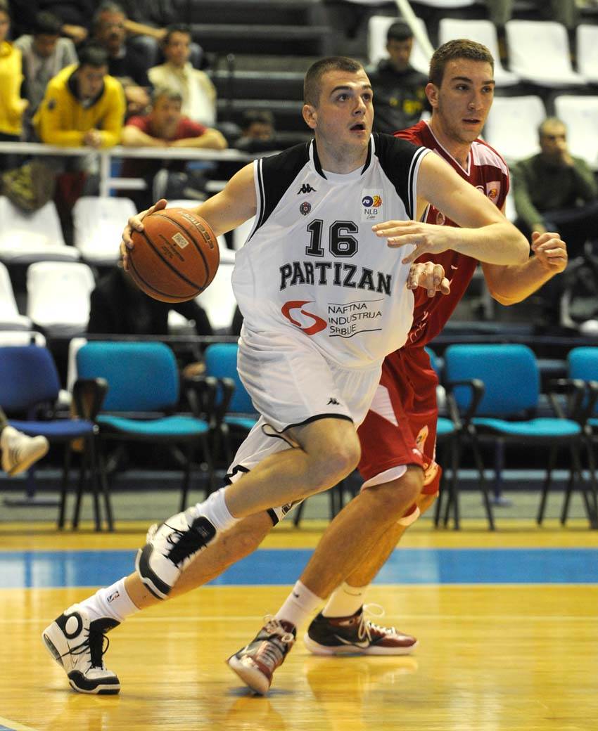 Sava Lešić Partizan (12).jpg
