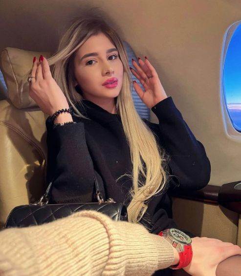 Kristina Mitrović i Ilija na zimovanju u Francuskoj