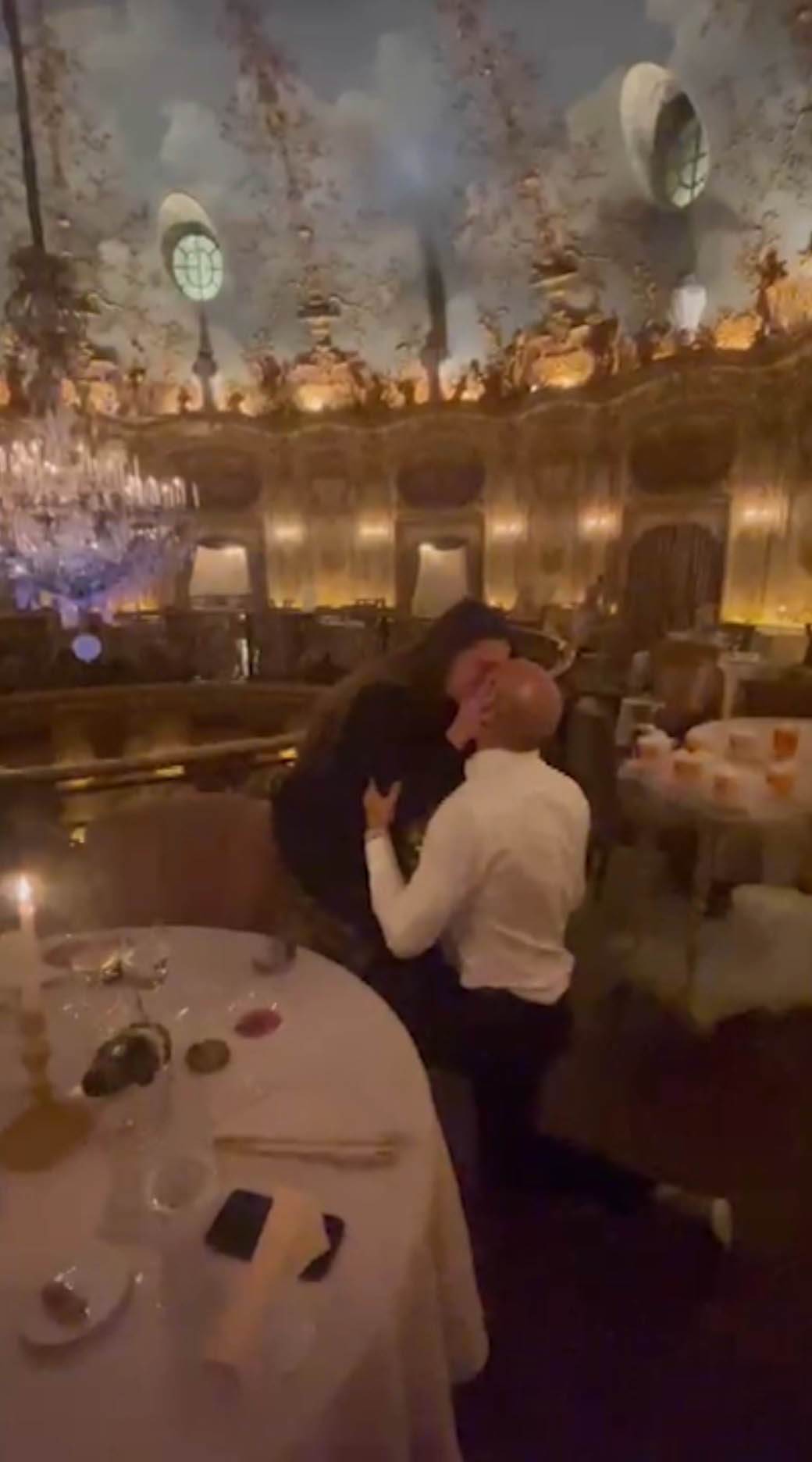 Nemanja Miletić zaprosio devojku 5.jpg