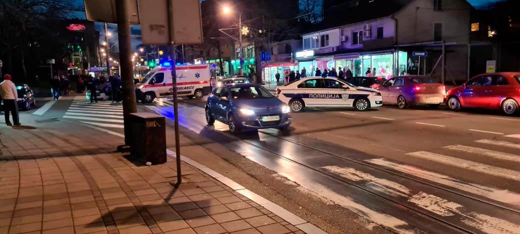 Saobraćajna nesreća na Banovom brdu