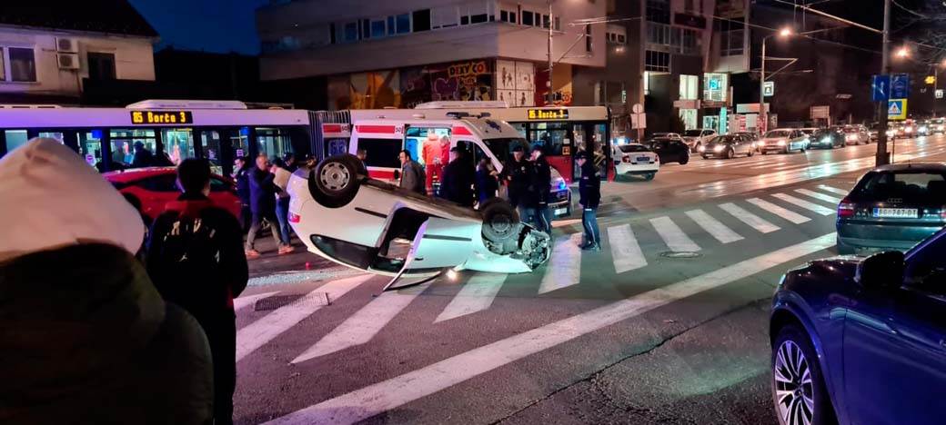 Saobraćajna nesreća na Banovom brdu