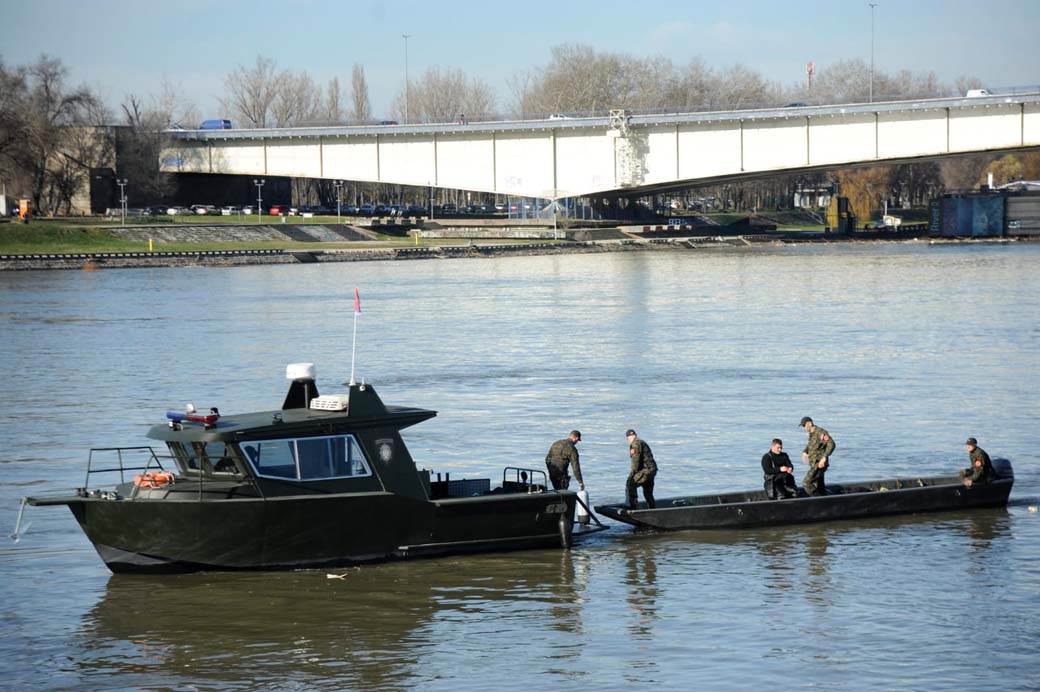 Izgubljeni Matej Spasilačka ekipa Ronioci Rečna policija (16).jpg