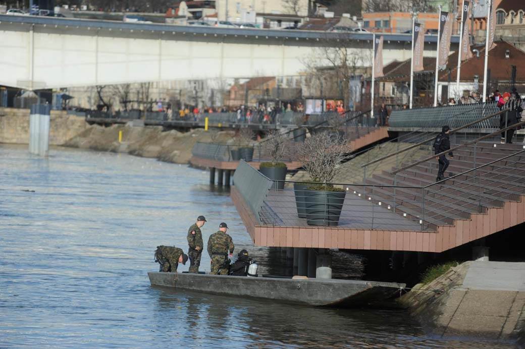 Izgubljeni Matej Spasilačka ekipa Ronioci Rečna policija (17).jpg