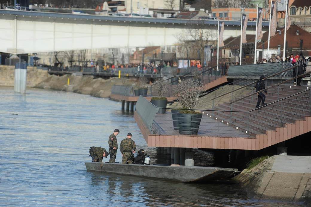 Izgubljeni Matej Spasilačka ekipa Ronioci Rečna policija (18).jpg