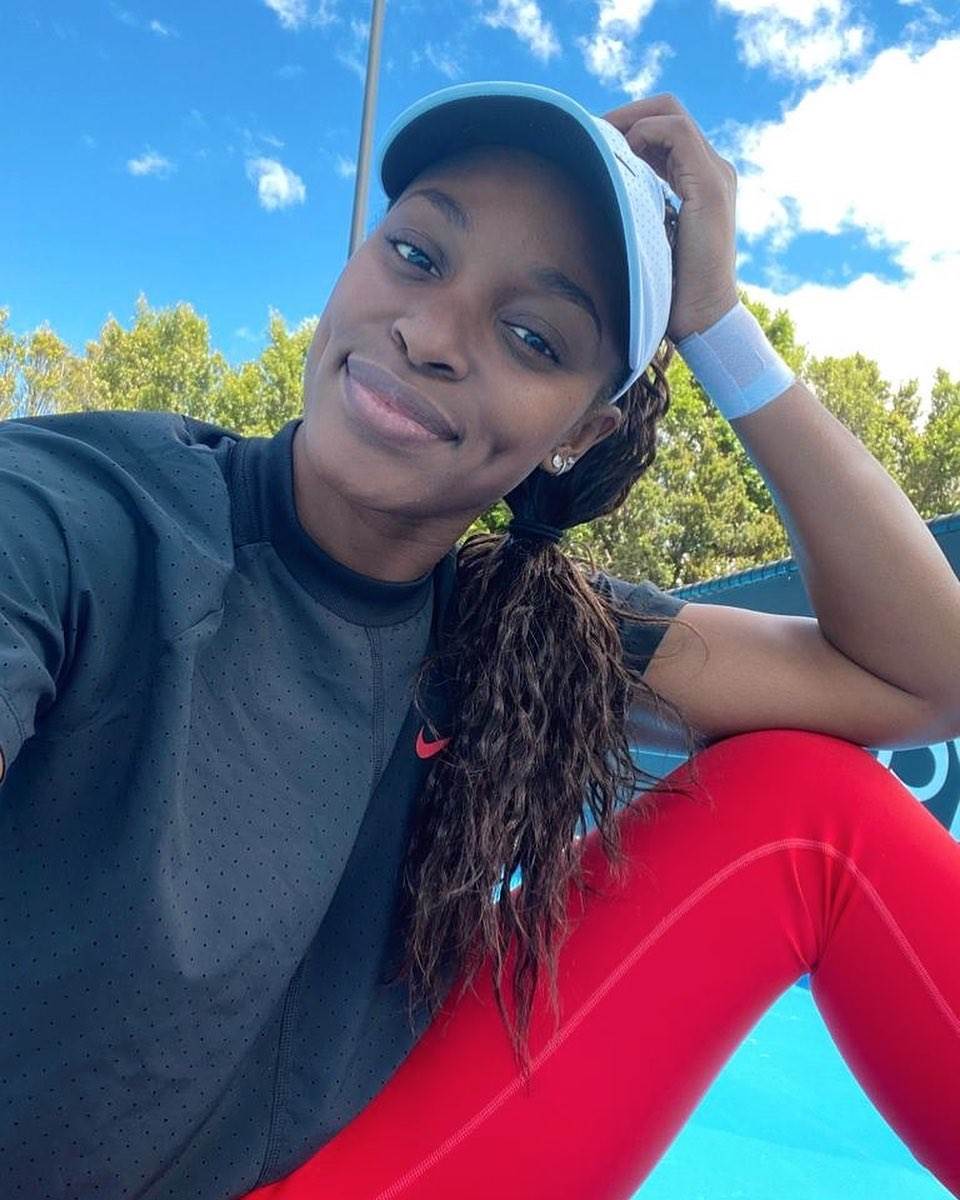 Sloan Stivens (5).jpg