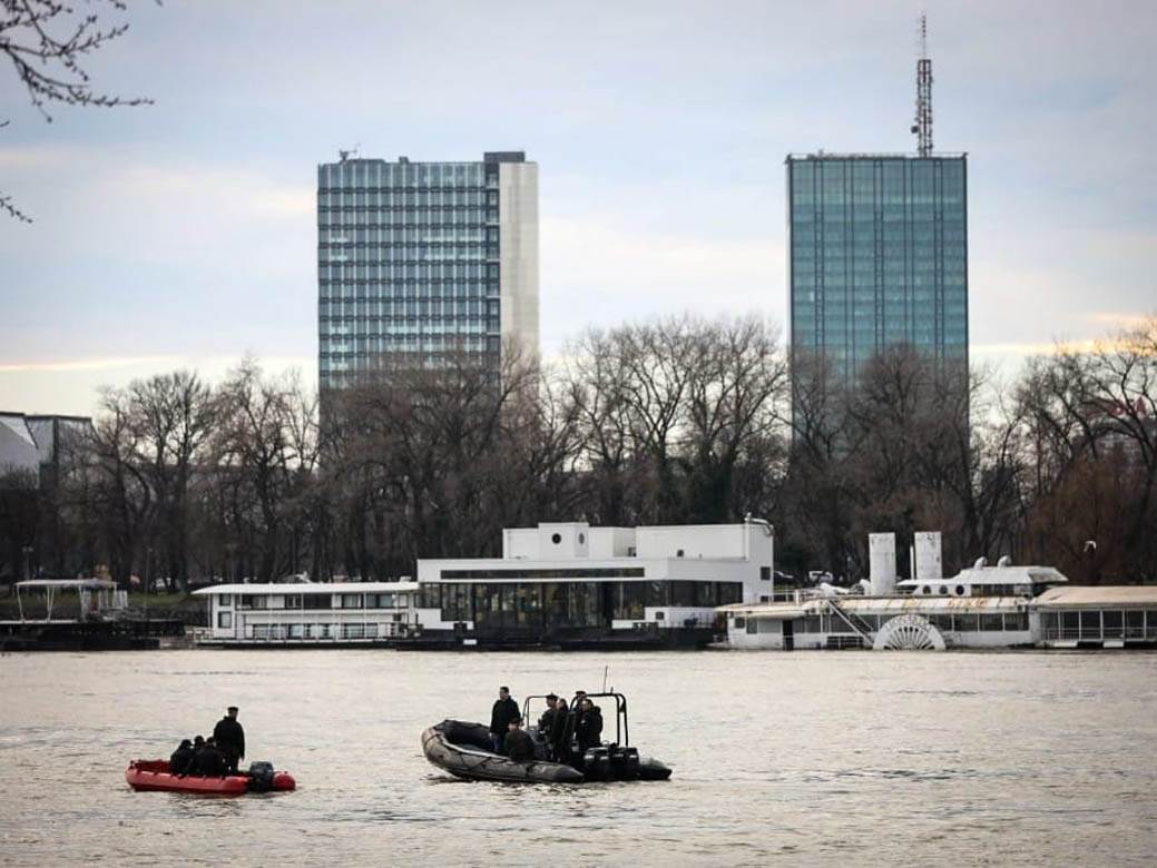 rečna policija (3).jpg