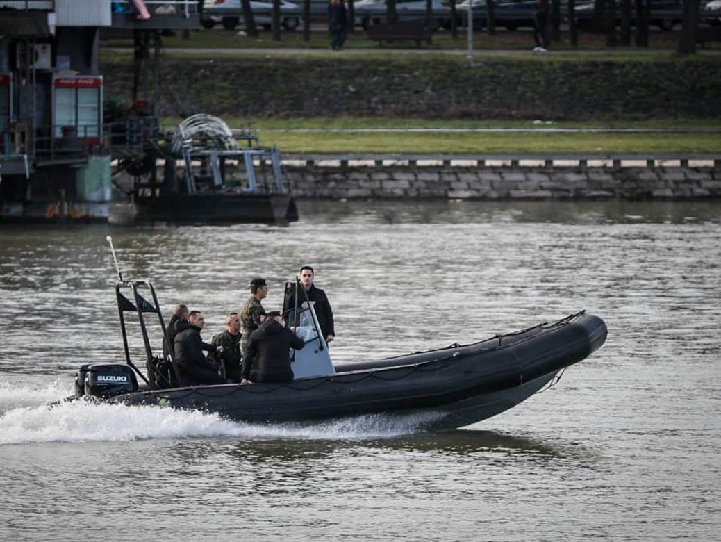 rečna policija (6).jpg