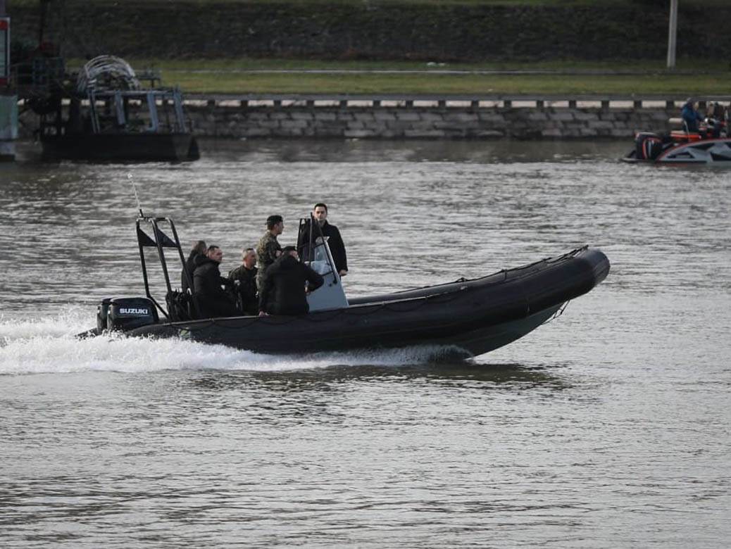 rečna policija (9).jpg