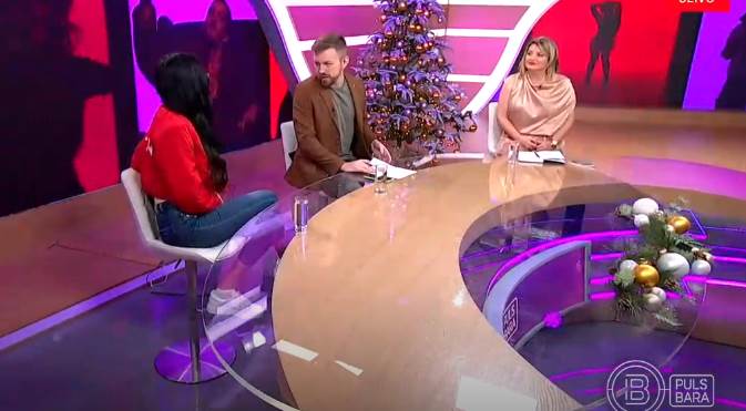 tijana ajfon bar1.png