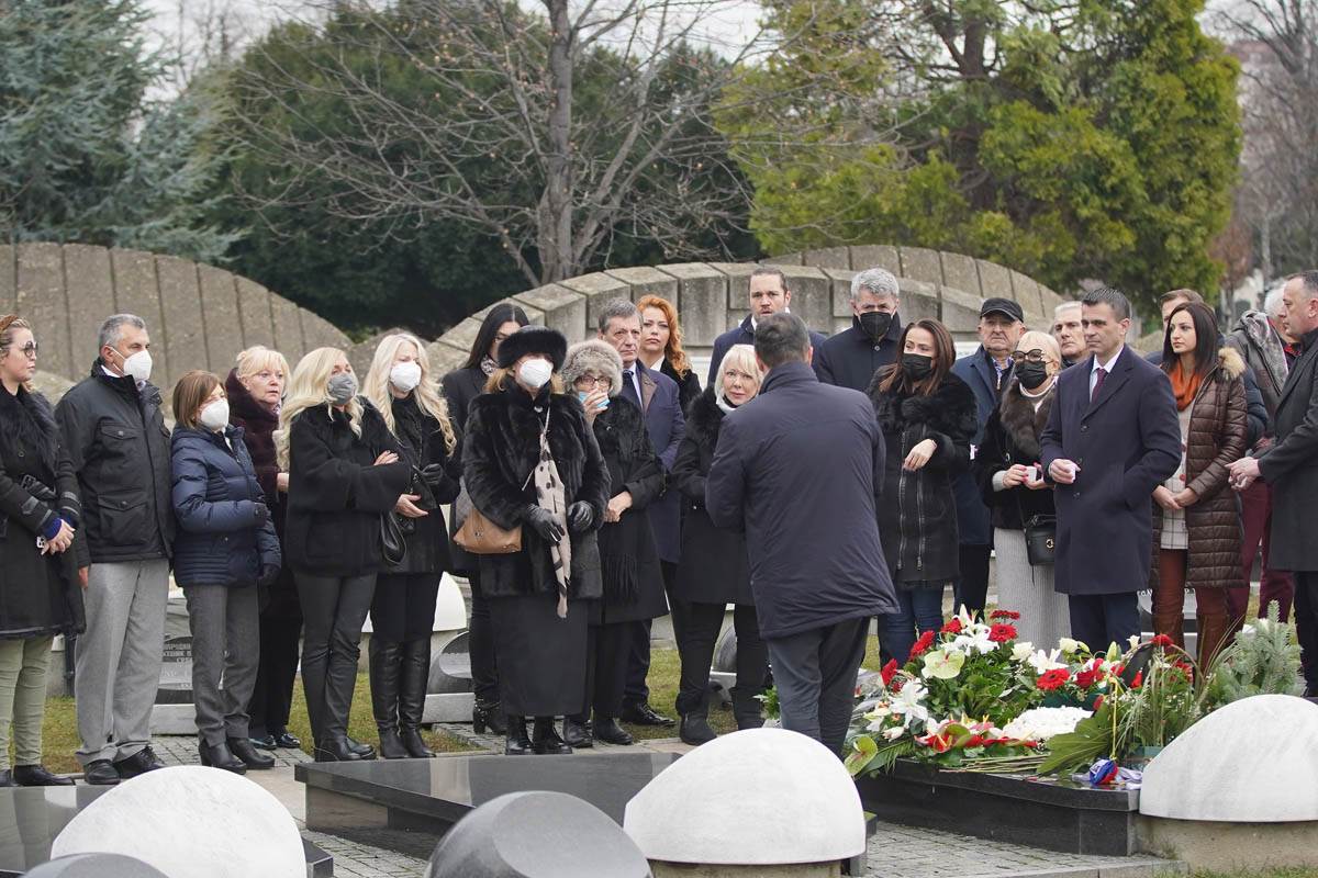 pomen Milutinu Mrkonjiću  (13).jpg