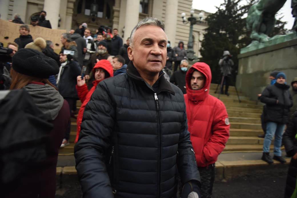 Srđan Đoković protest za Novaka (5).jpg