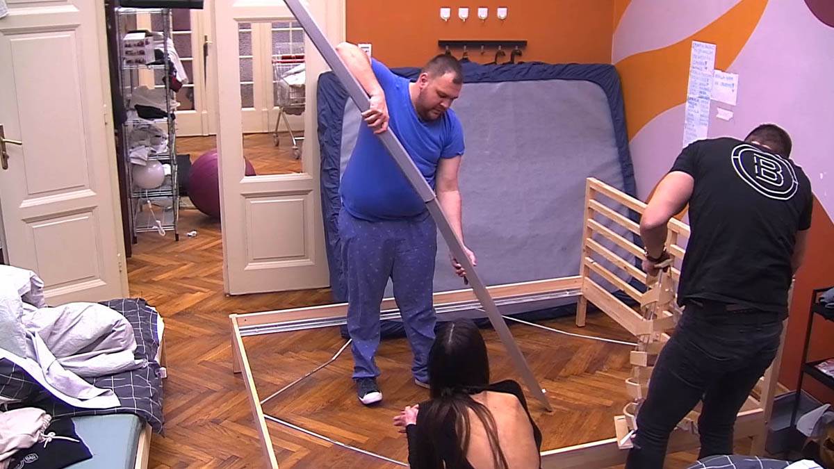 Rijaliti Bar svadja stan  (12).jpg