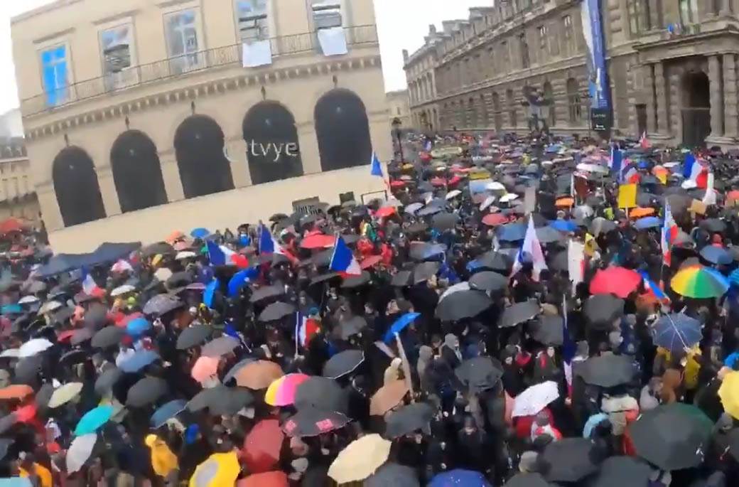 Pariz podrska Djokovicu  (4).jpg