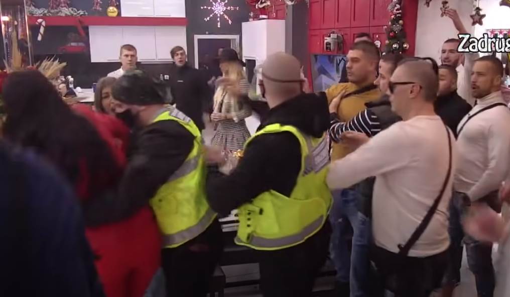 Tara i Dejan svađa Zadruga